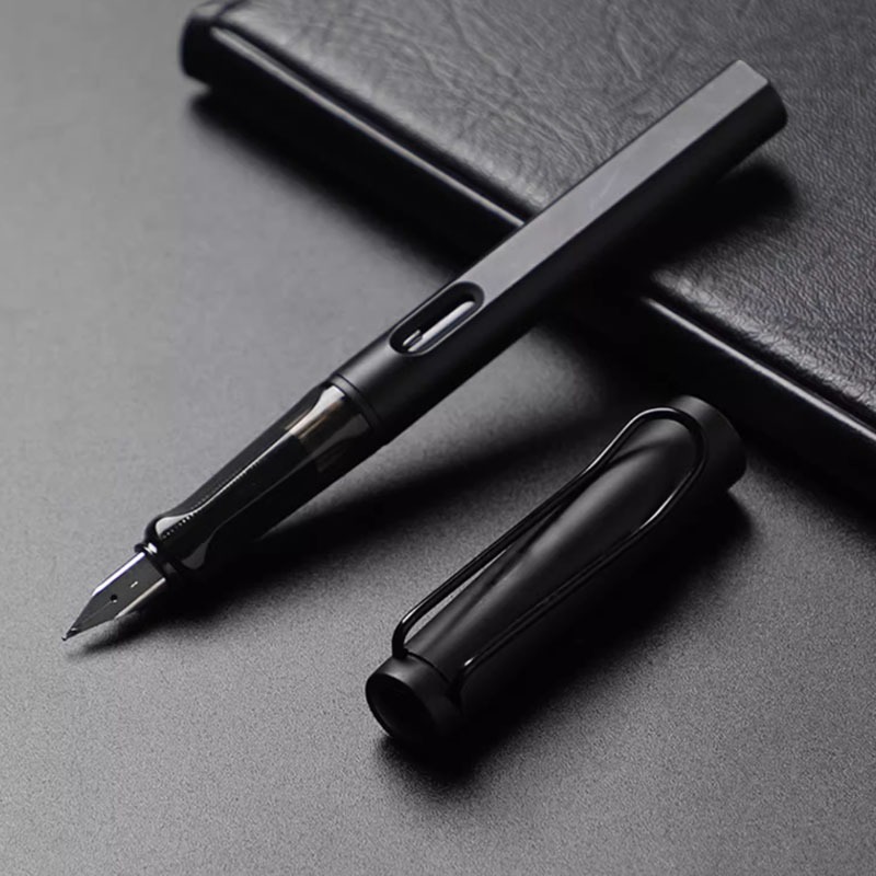

Fountain Pen Pulpen/Pena/ laser pulpen 0.38mm/0.5mm