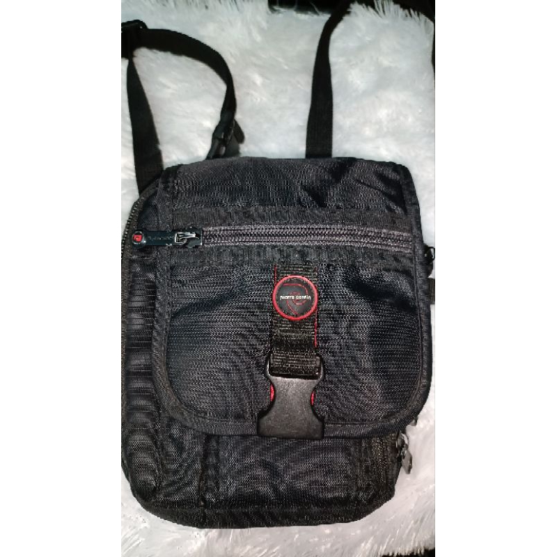 tas selempang pierre cardin pria