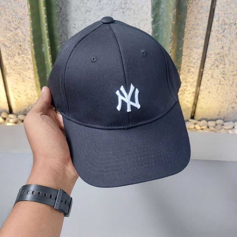 topi/caps MLB NY basebal hitaml - small logo putih - ori impor BNWT