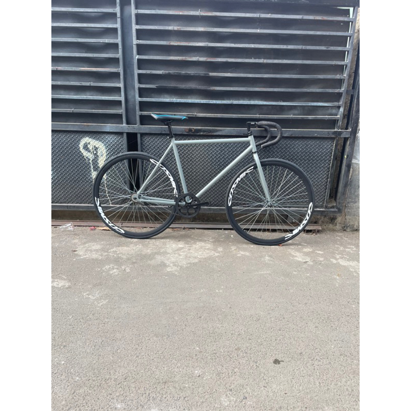new fullbike sepeda fixie lokal / classic 700c grey size M doltrap/torpedo
