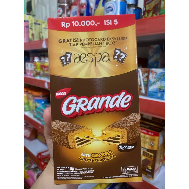 

NABATI GRANDE RICHOCO WITH CARAMEL CRISPY & CHOCOLATE 110gr isi 5