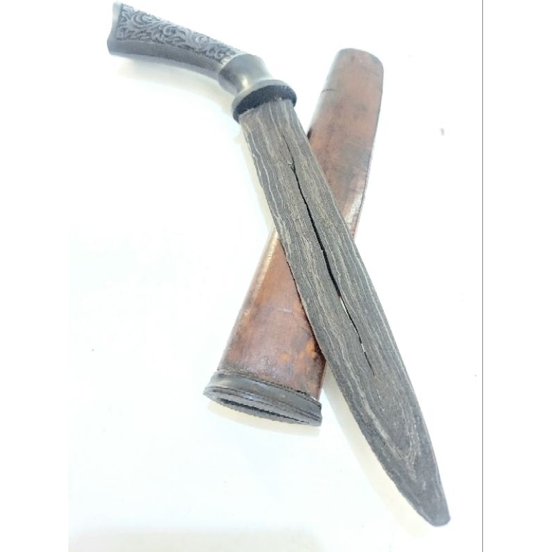 Badik Tua Handle Tanduk Ukir