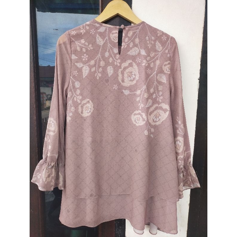 preloved Tunik brand ria Miranda size m