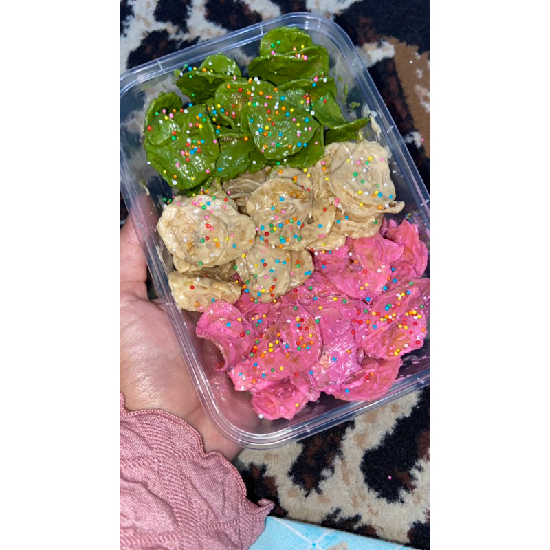 

KRIPIK PISANG LUMER MIX