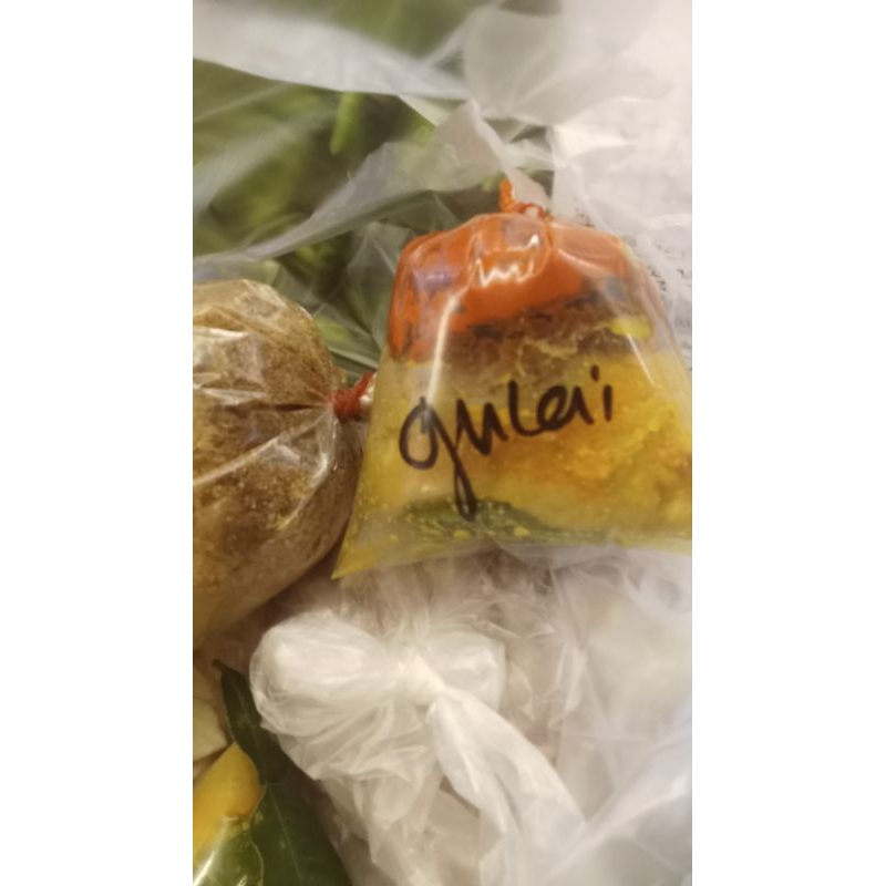 

bumbu giling gulai 150-400grm