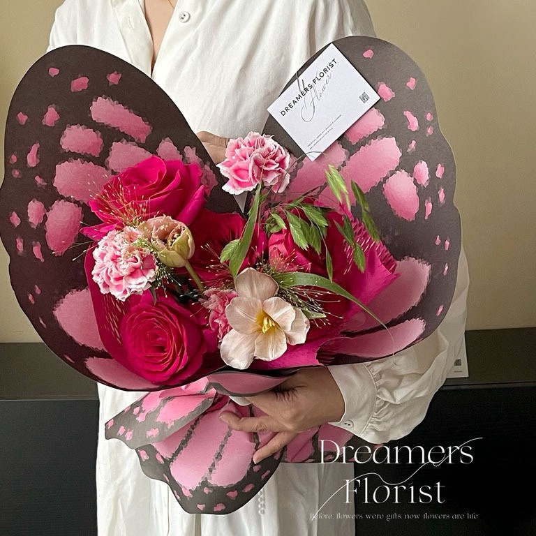 

Lebih Meriah 1 PACK ISI 2 LEMBAR CELLOPHANE VIRAL KERTAS BUKET KUPU KUPU WRAP BUNGA WRAPPING BUNGA BUTTERFLY KOREAN STYLE KEKINIAN HITS KERTAS PEMBUNGKUS BUNGA FLORIST HITS 224 MARIPOSA