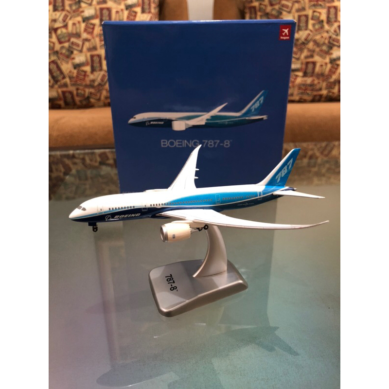 Boeing 787-8 “House Livery” by Hogan Wings 1:400