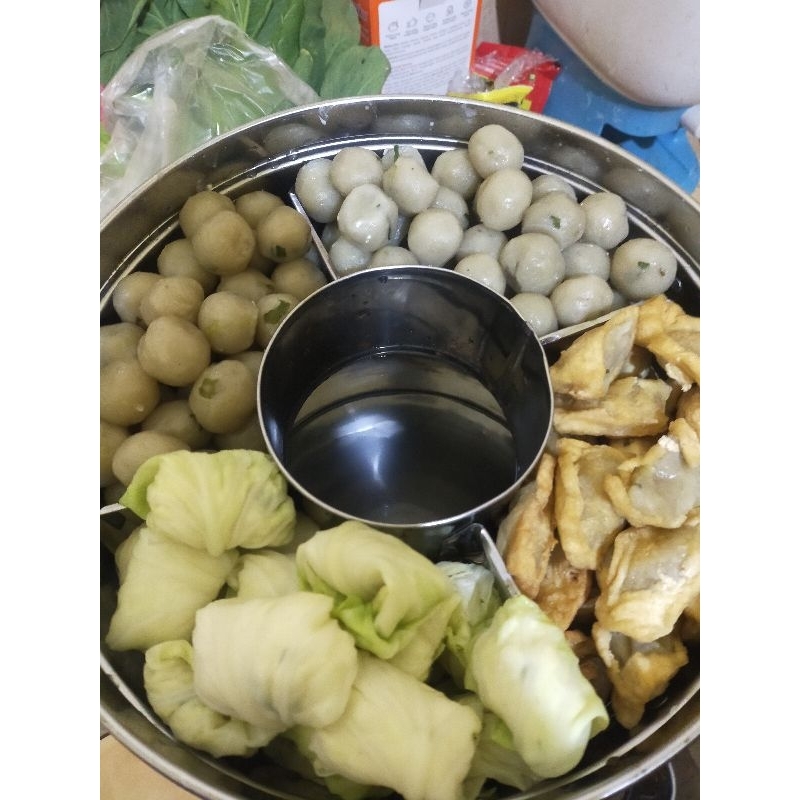 

Makanan Saji Cilok bumbu kacang Dan Bakso Cilok