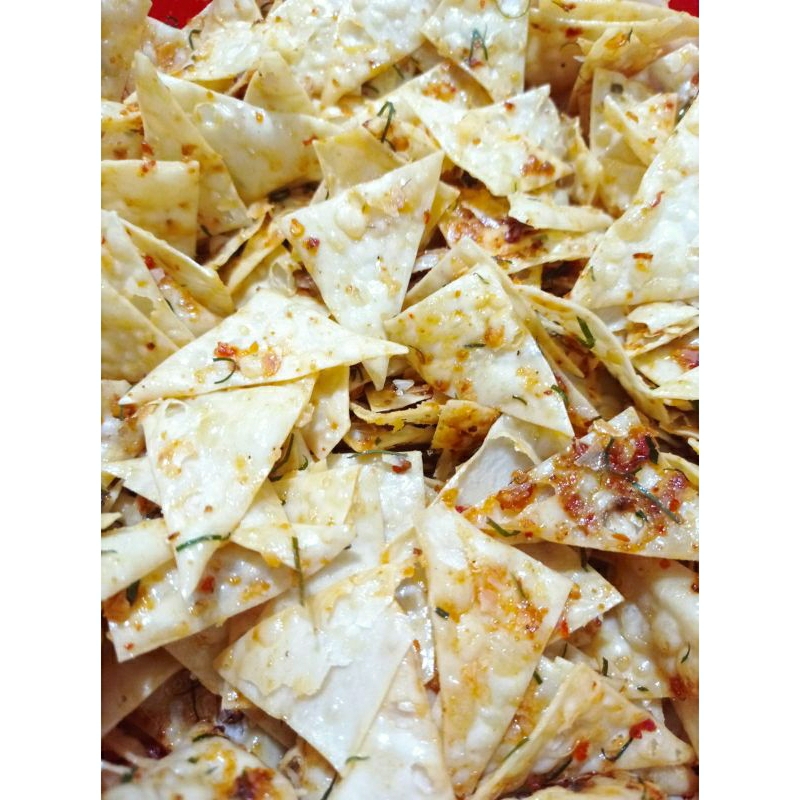 

Keripik Pangsit Pedas Daun Jeruk / Keripik / Keripik Pangsit / Pangsit