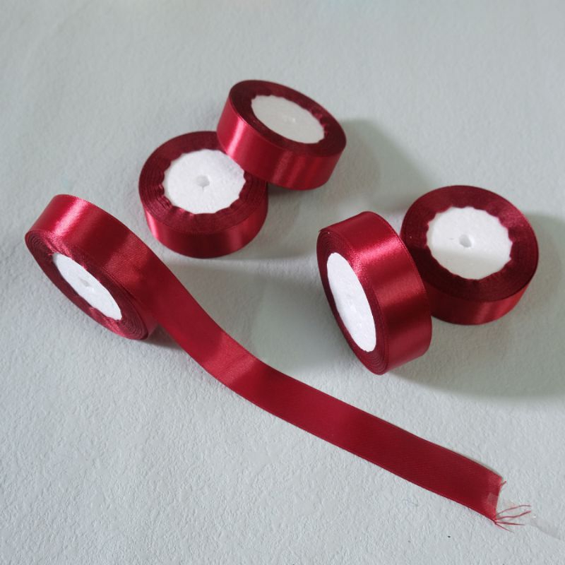 

(1 meter)pita satin 2,5 cm