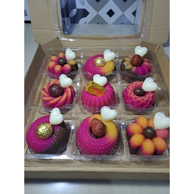 

Puding Mini sekat Isi 9