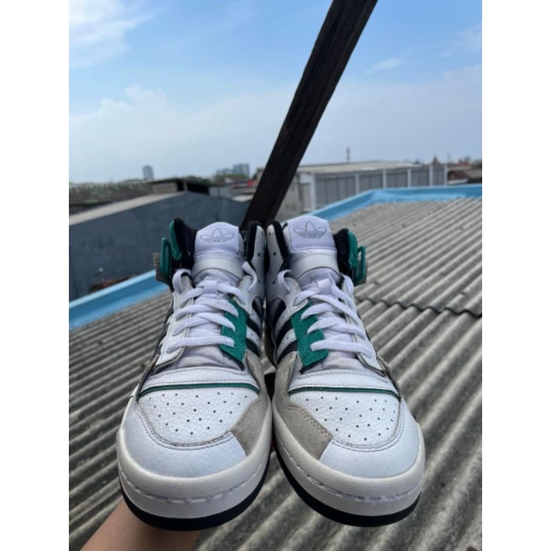 adidas forum mid