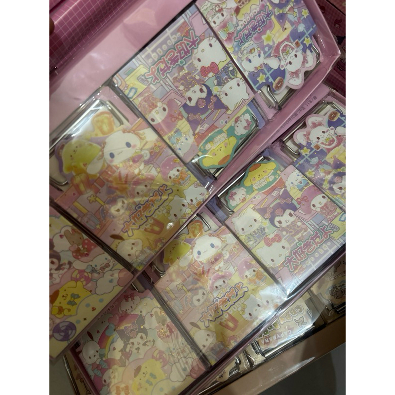 

1 BOX NOTE CLIPBOARD SANRIO ISI 24