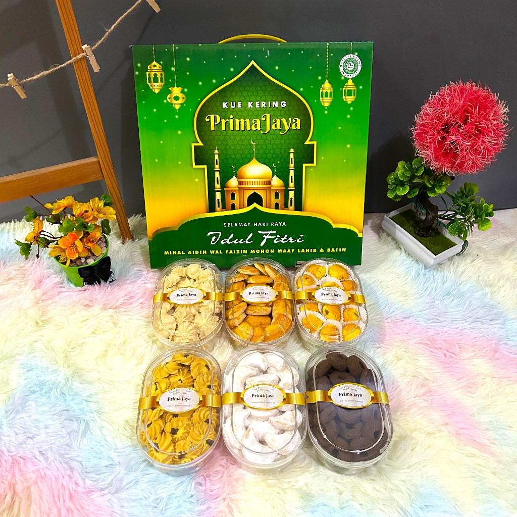 

Paket Kue Kering Lebaran PRIMA JAYA OVAL Parcel Lebaran Hampers