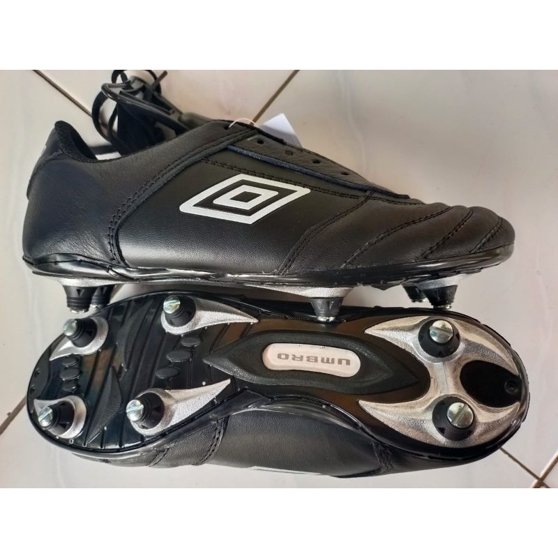 sepatu bola sol besi asli kulit sil jahit full