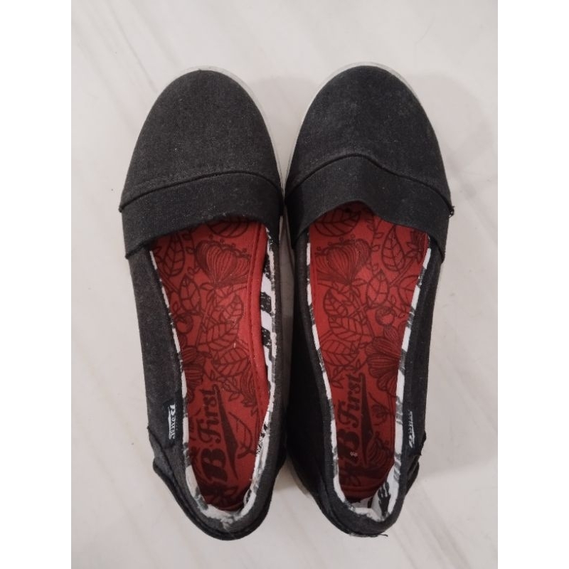 SALE Sepatu Anak B FIRST by BATA