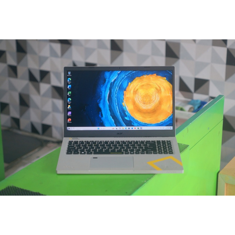 Acer Aspire Vero AV15-51 Laptop 15.6" Intel Core i5 SSD 512GB Grey