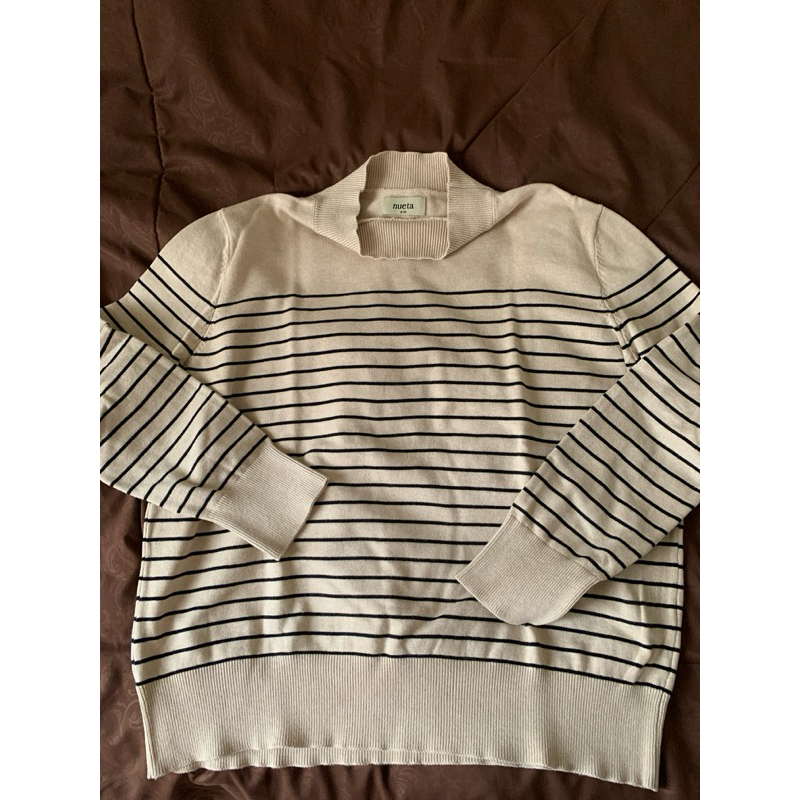 PRELOVED - AUDREY TOP NUETA