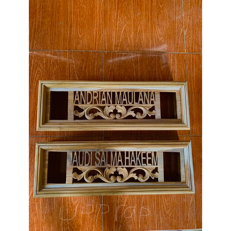 loster kayu jati motif nama ukur 20x60 cm