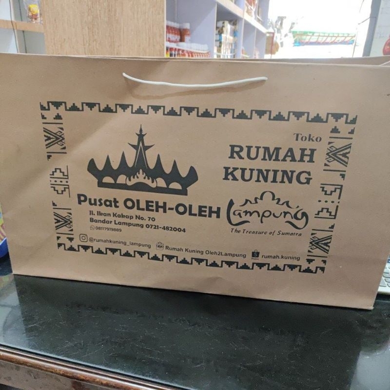 

PAPER BAG CANTIK OLEH OLEH KHAS RUMAH KUNING