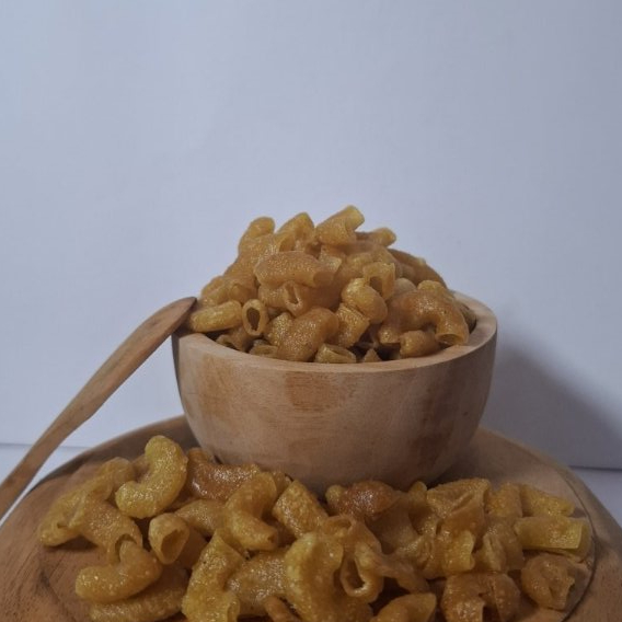 

Makaroni Daun Jeruk Asin Goreng Gurih Kriuk Kemasan 200gr