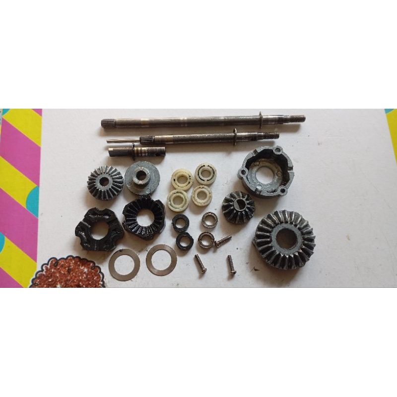 Tamiya CC01 G Part Rear Differential Gear set 9805482-9805483 Diff Lock
