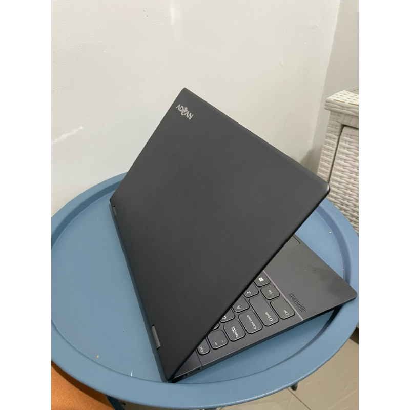 laptop tablet Advan 360 plus touch screen i5