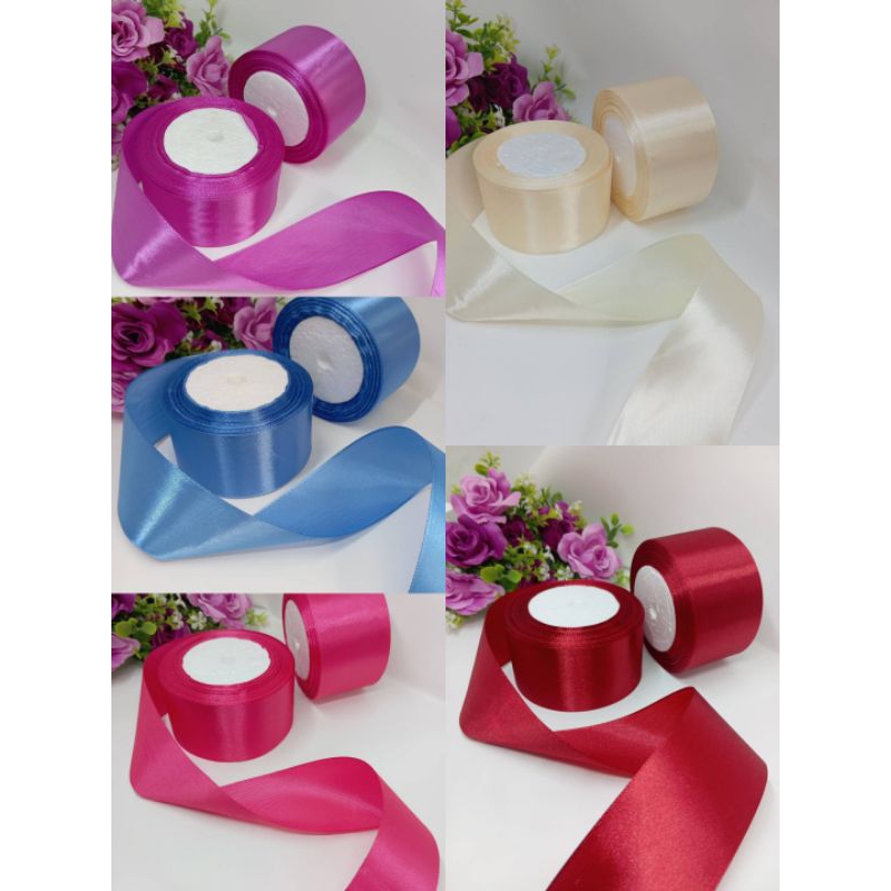 

Pita Satin Kado per Roll ukuran 5 cm 2 Inch