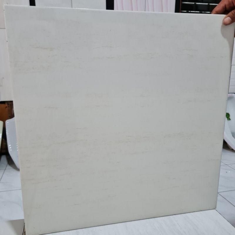 keramik lantai 50x50/keramik motif kayu/keramik kayu/keramik garis kayu/keramik marmer/keramik moyif