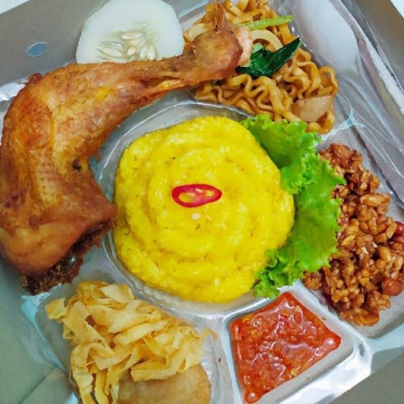 

Nasi Kuning Box Ayam Jumbo Termurah