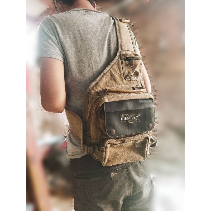 Tas Selempang Kanvas Diesel
