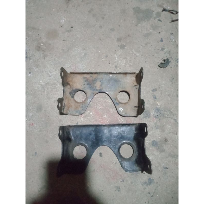 BREKET TATAK AN JOK GL100/GL125 ORIGINAL    DUDUK AN JOK GL100 ORIGINAL