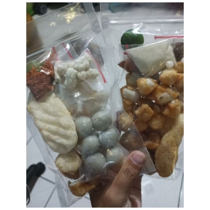 

(5 bungkus)baso Aci khas garut