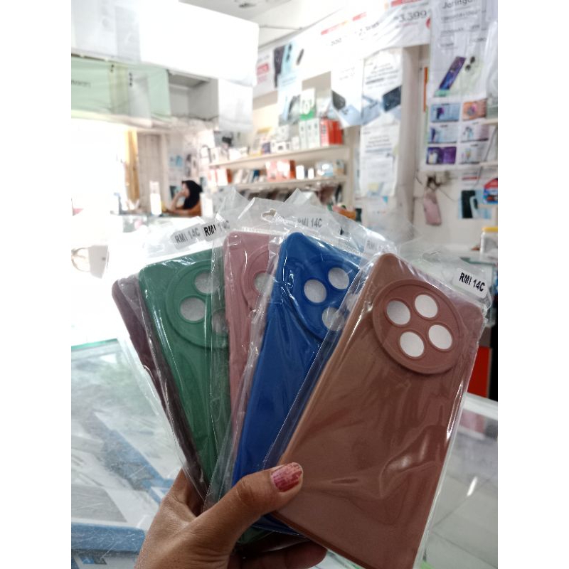 Softcase warna Readme 14C