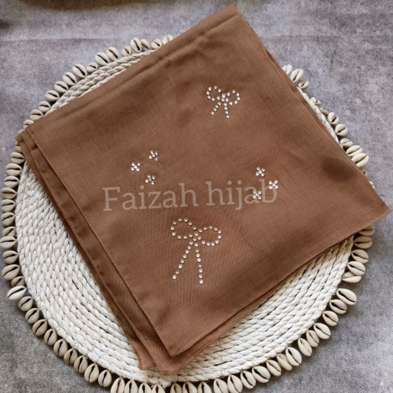 Jilbab Hijab Segi Empat Coquette swarovski ori Kerudung main-manik pita
