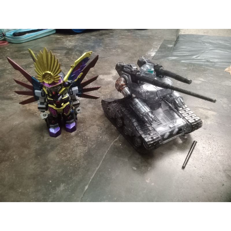 GUNDAM SET GUNTANK DAPAT 2 PCS GUNDAM / HG / GUNDAM BEKAS