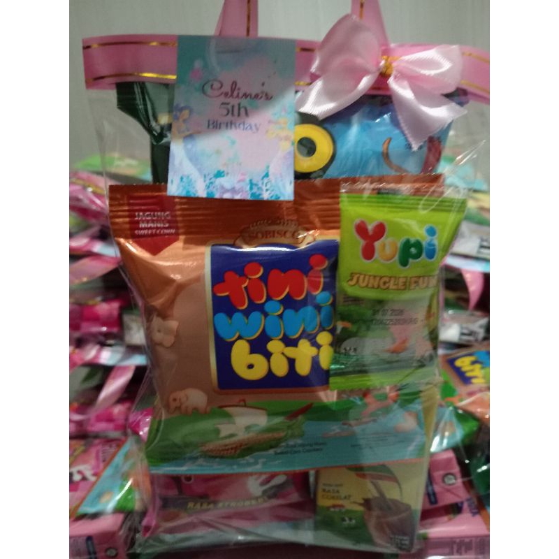 

PAKET SNACK MEDIUM-II ULANG TAHUN ANAK/KHITAN/TEDAK SITEN DLL