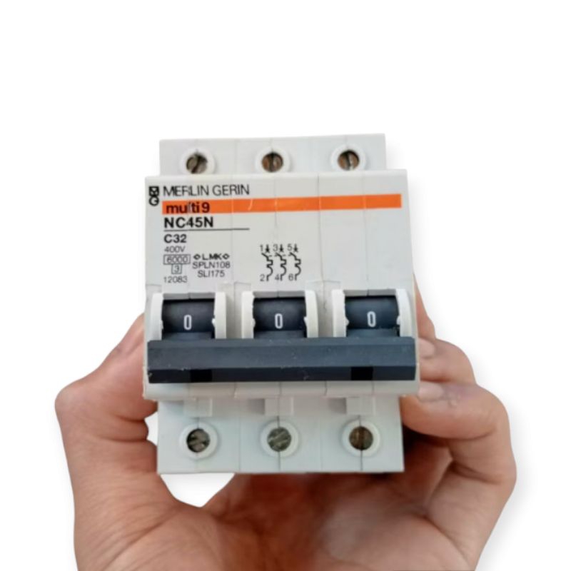 Mcb Miniature Circuit Breaker Merlin Gerin 3Phase 6A 10A 16A 20A 32A 50A