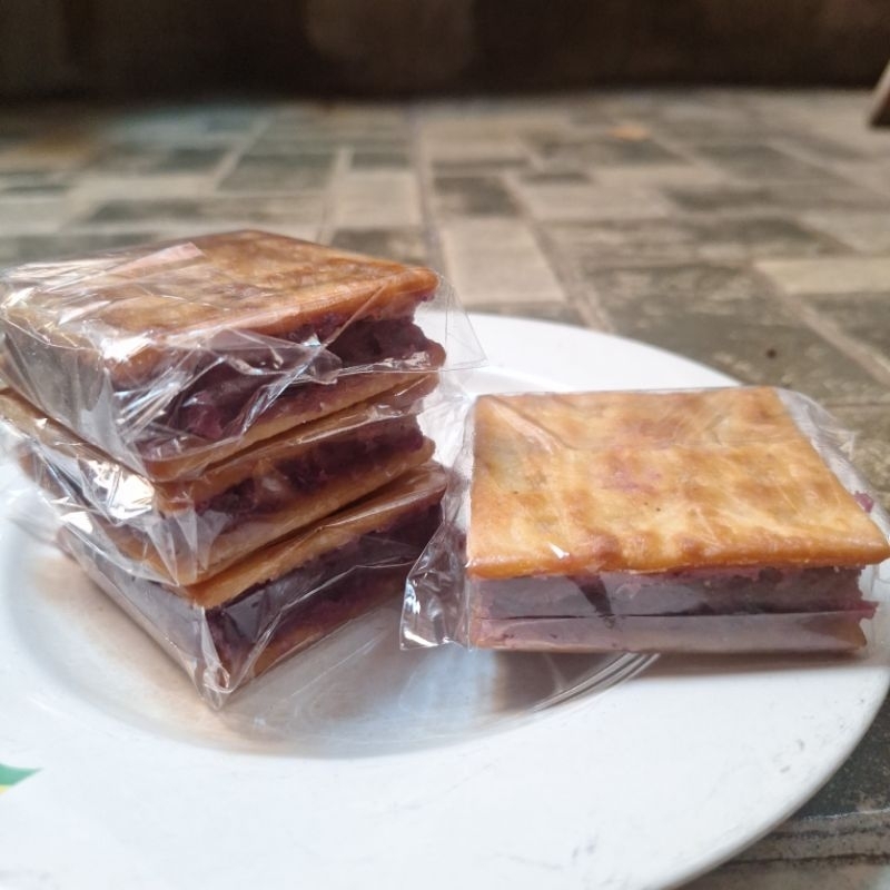 

Kue Gabin Tape dan Ubi Ungu