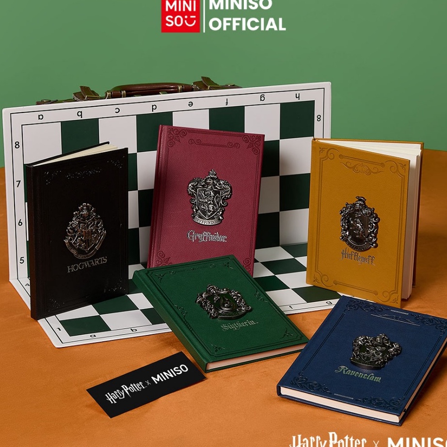 

Spesial Mso x A5 PU Embossment Hardcover Book Notebook Series Hogwarts Buku Catatan 96 Lembar Ravenclaw Slytherin Hufflepuff