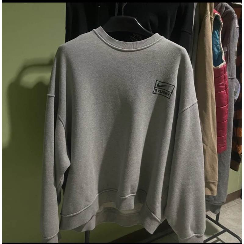 nike stussy crewneck