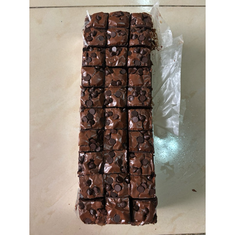 

brownies panggang uk 30x10 isi 30