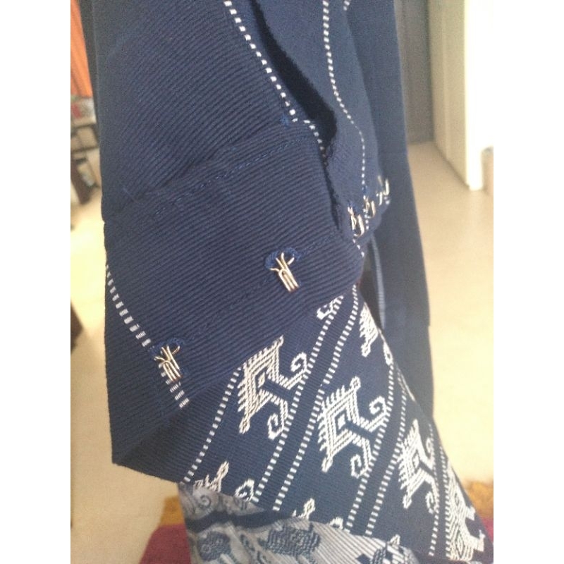 tenun lilit asli NTT