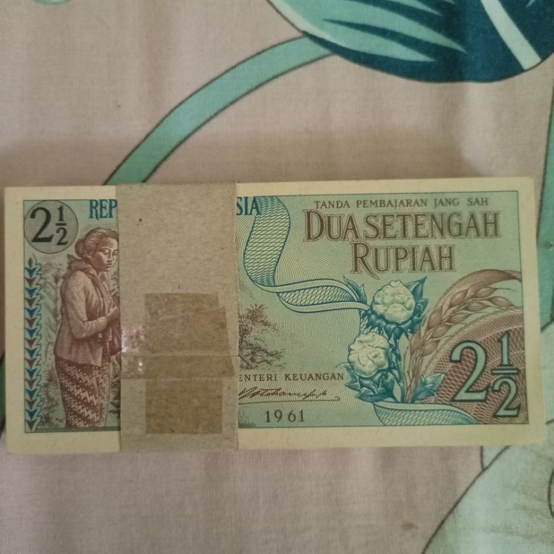 uang Kuno lama Indonesia gepok 100 lembar 2 1/2 rupiah sandang pangan 1961
