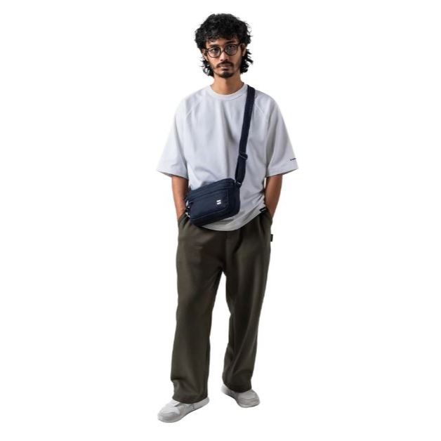 Tas Selempang Bodypack Lagom Shoulder Bag - Olive dan Black