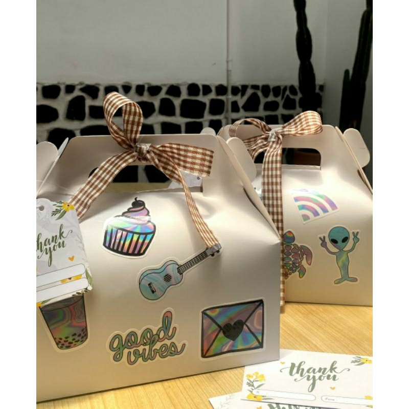 

GIFTBOX