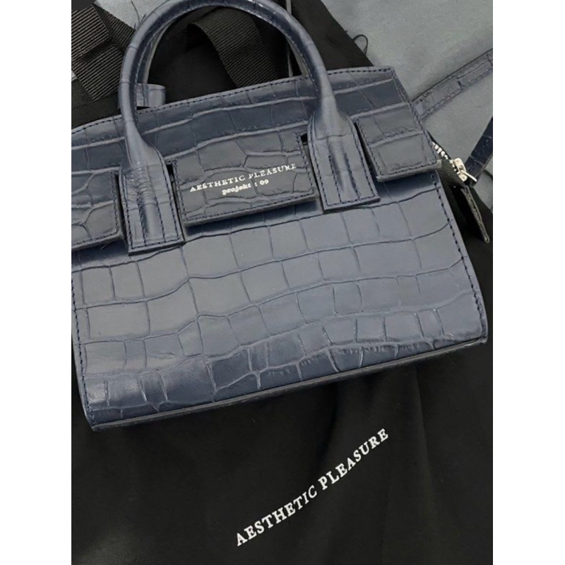Aesthetic Pleasure Micro Bag Croc Navy
