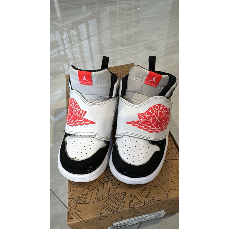 air jordan anak laki-laki