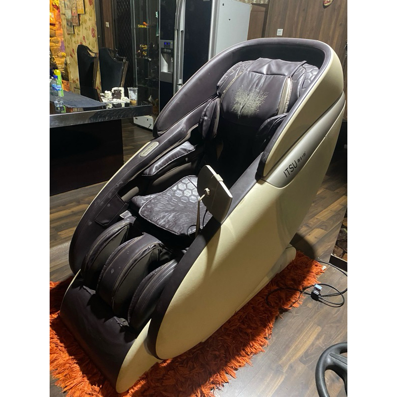 Kursi Pijat ITSU (Preloved)