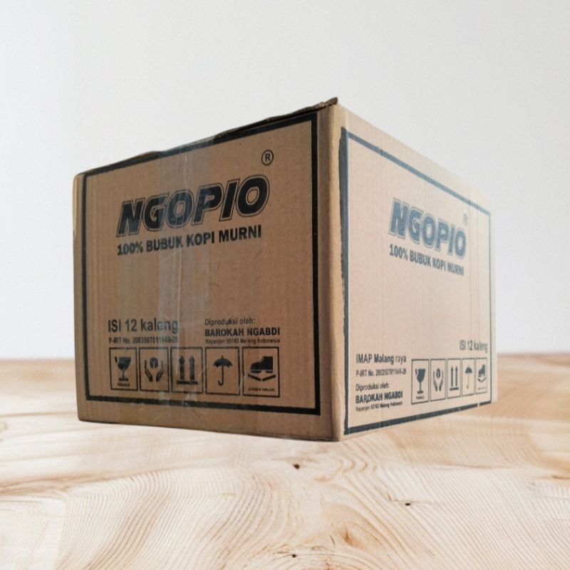 

Ngopio kotak sacshet plus gula terpisah satu karthon